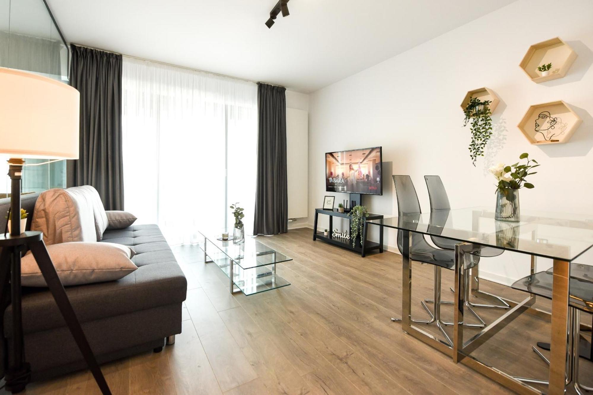 Infinite Horizons - Modern Living In North Business District Bucareste Quarto foto
