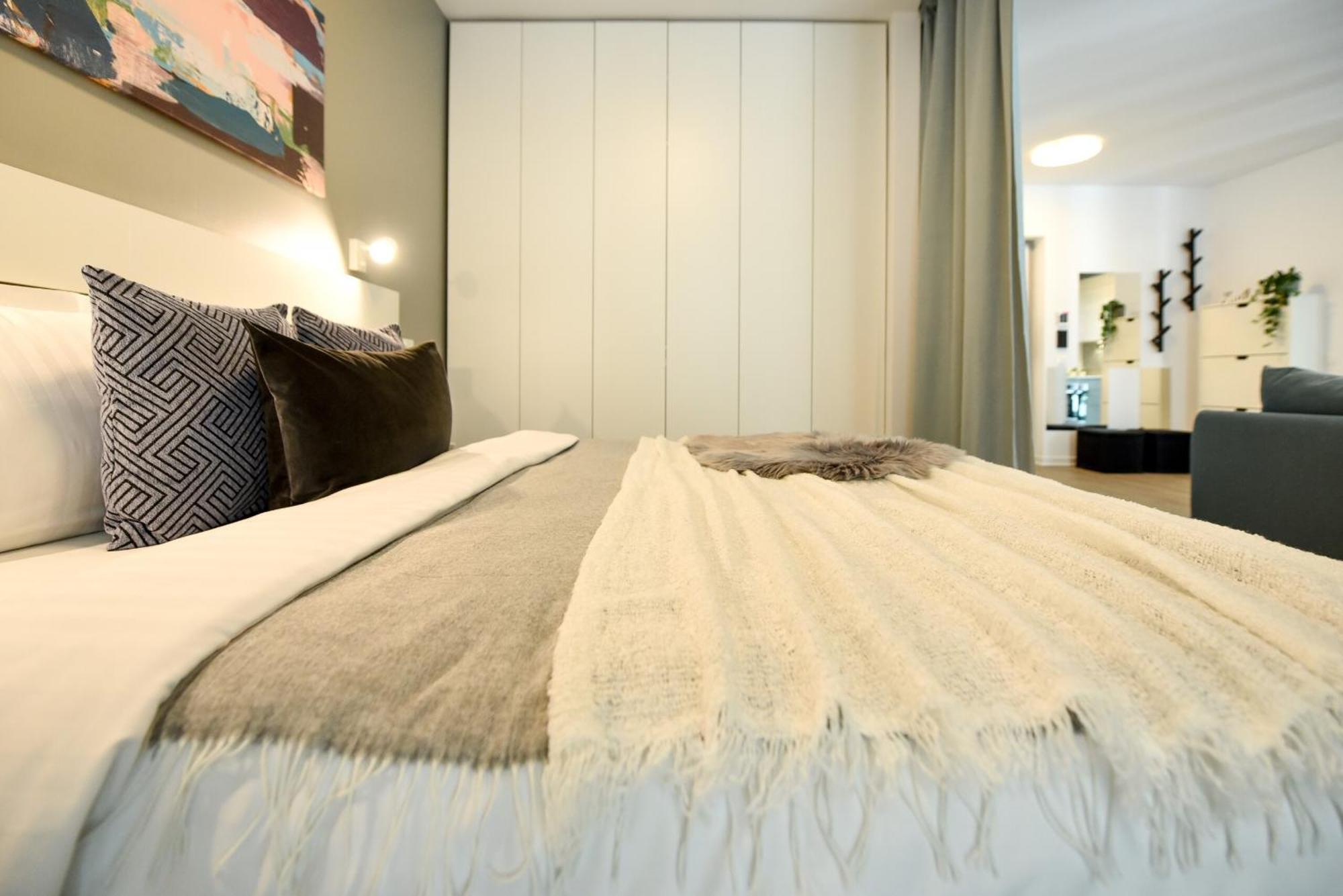Infinite Horizons - Modern Living In North Business District Bucareste Quarto foto