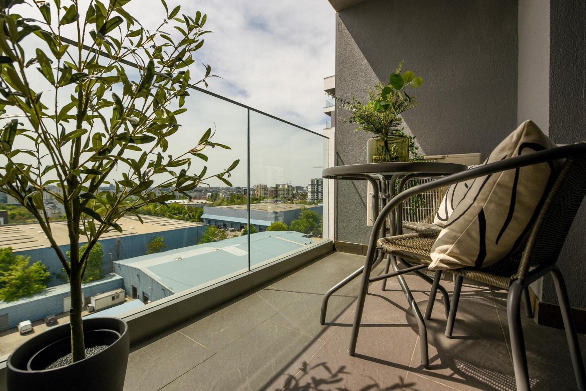 Infinite Horizons - Modern Living In North Business District Bucareste Quarto foto